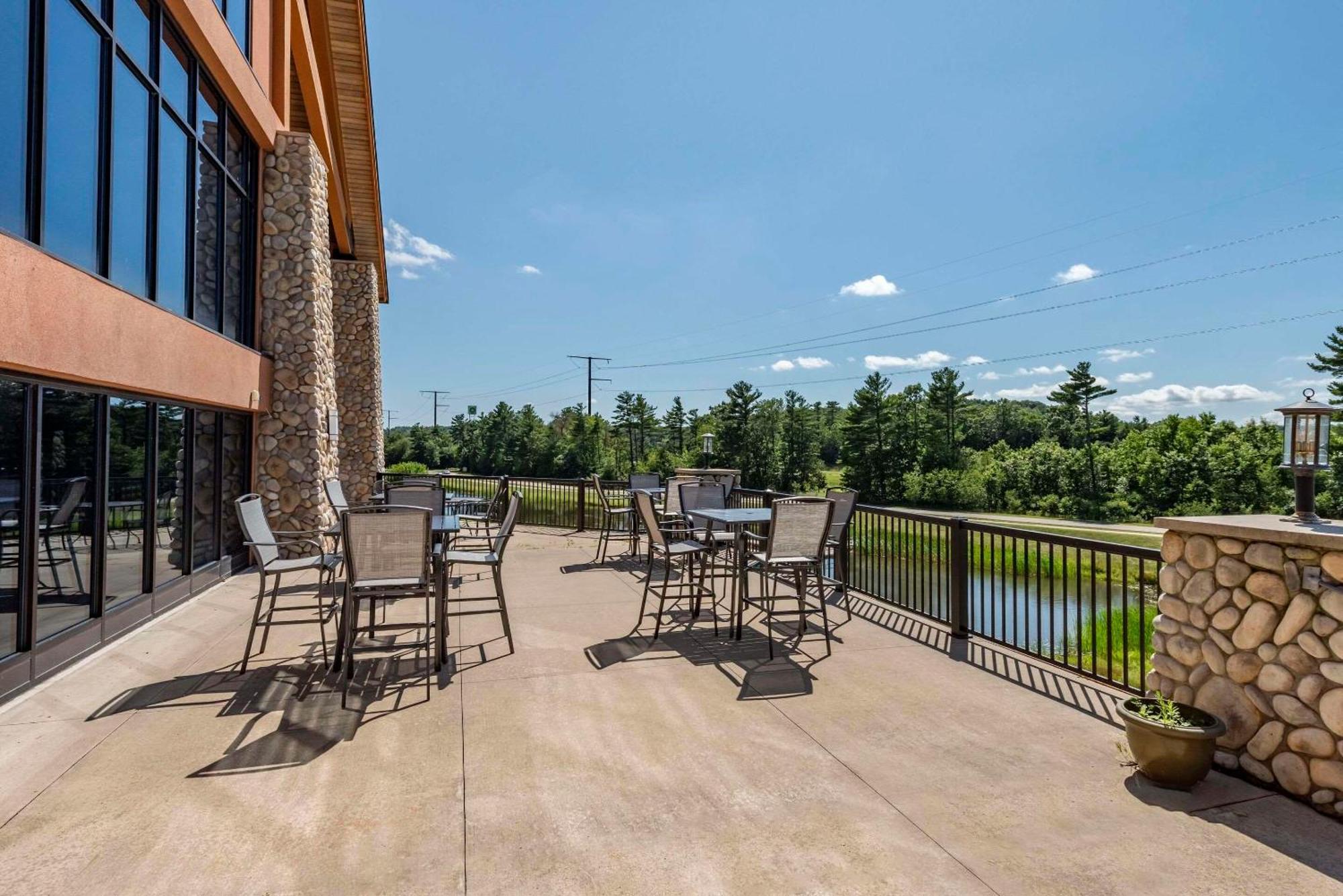 Three Bears Resort Waterpark Near Tomah Ascend Collection Warrens エクステリア 写真