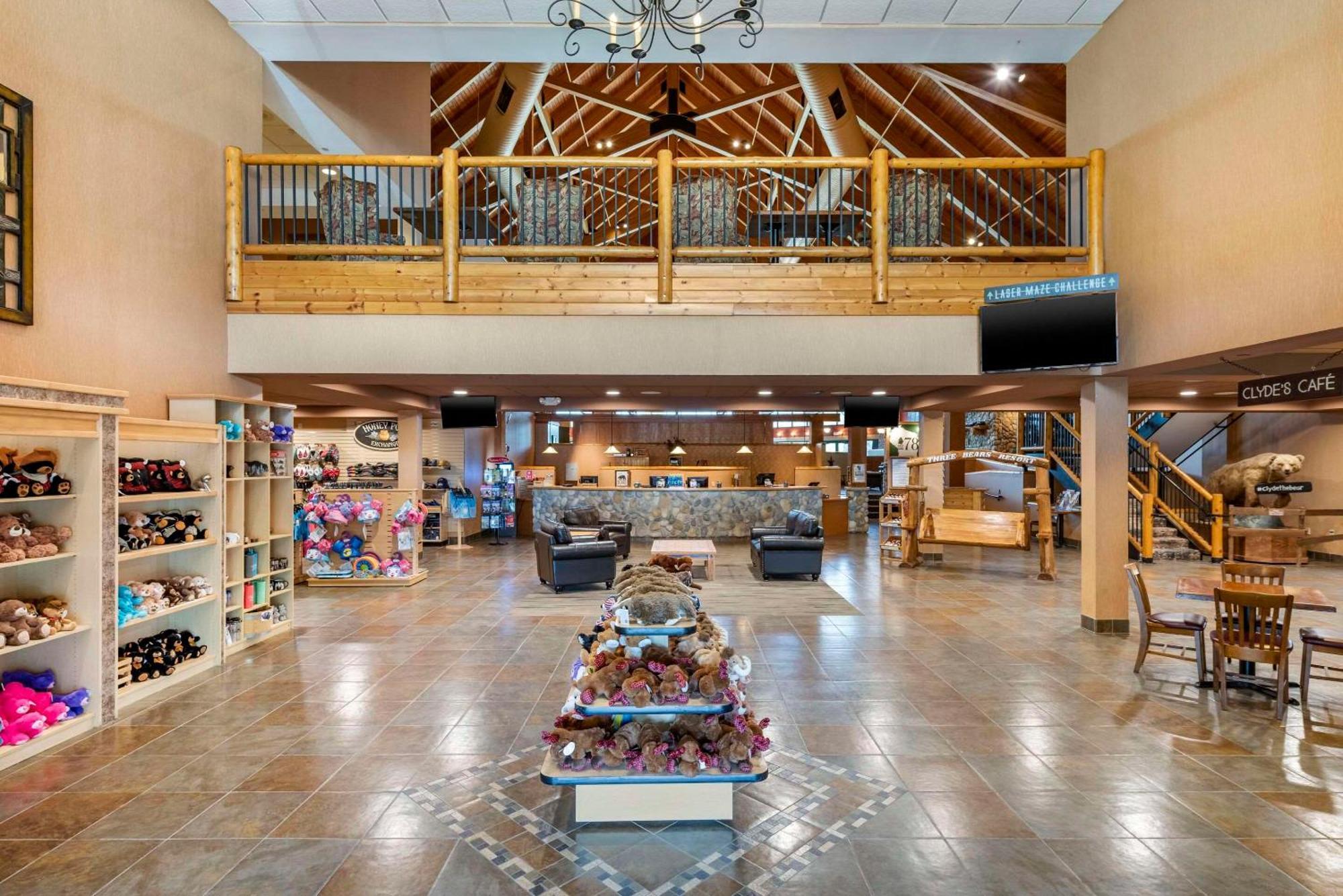 Three Bears Resort Waterpark Near Tomah Ascend Collection Warrens エクステリア 写真