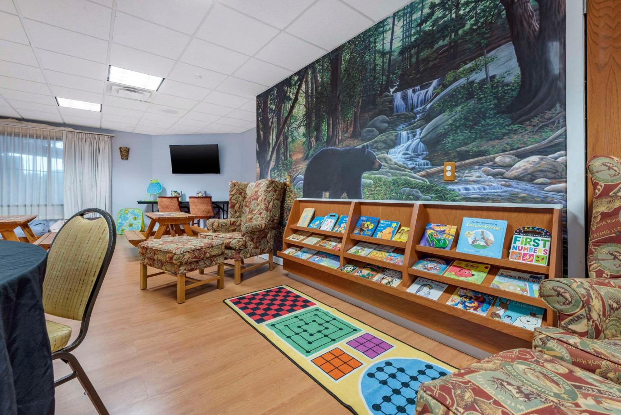 Three Bears Resort Waterpark Near Tomah Ascend Collection Warrens エクステリア 写真
