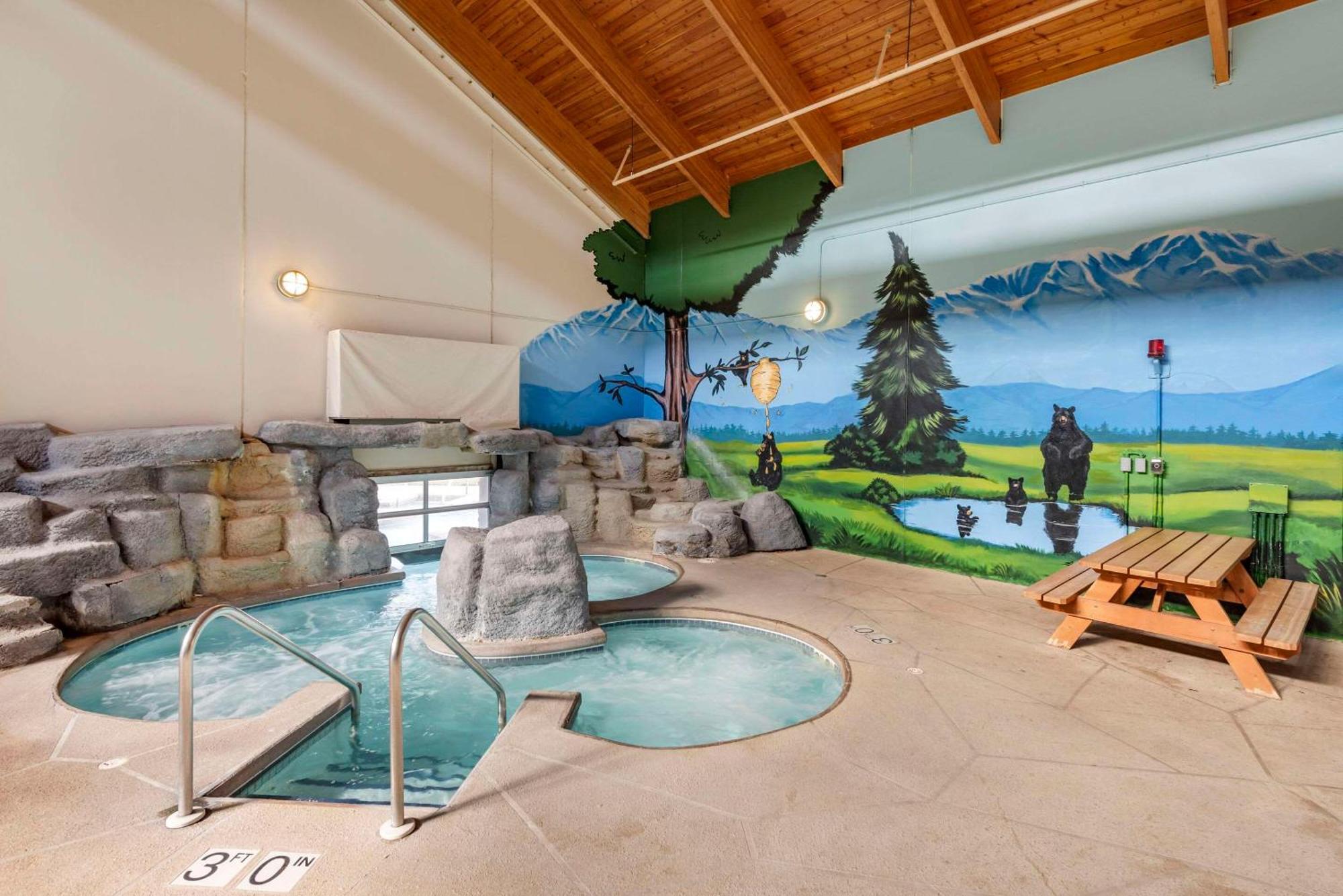 Three Bears Resort Waterpark Near Tomah Ascend Collection Warrens エクステリア 写真